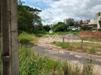 Terreno no centro de Monte Sião excelente topografia.