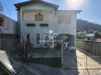 Casa assobradada Bairro Assumpção. Aceita   apto de menor valor como parte de pagamento.