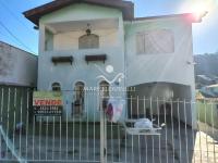 Casa assobradada Bairro Assumpção. Aceita   apto de menor valor como parte de pagamento.