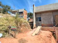 Casa em construção. Entrega pronta.