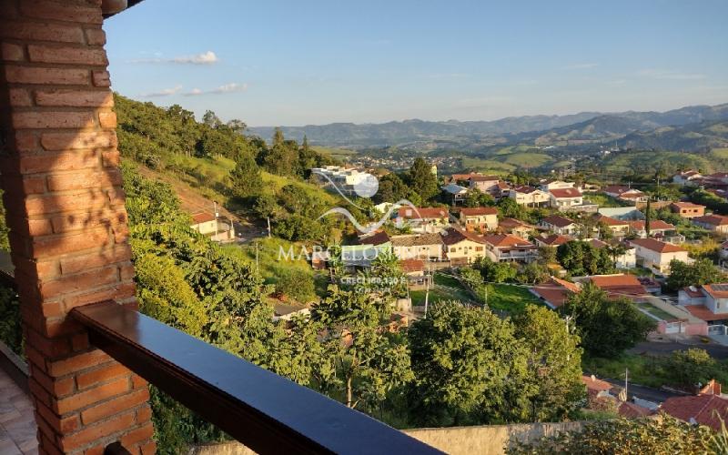 Casa Jardim Meridien com   Maravilhosa vista.