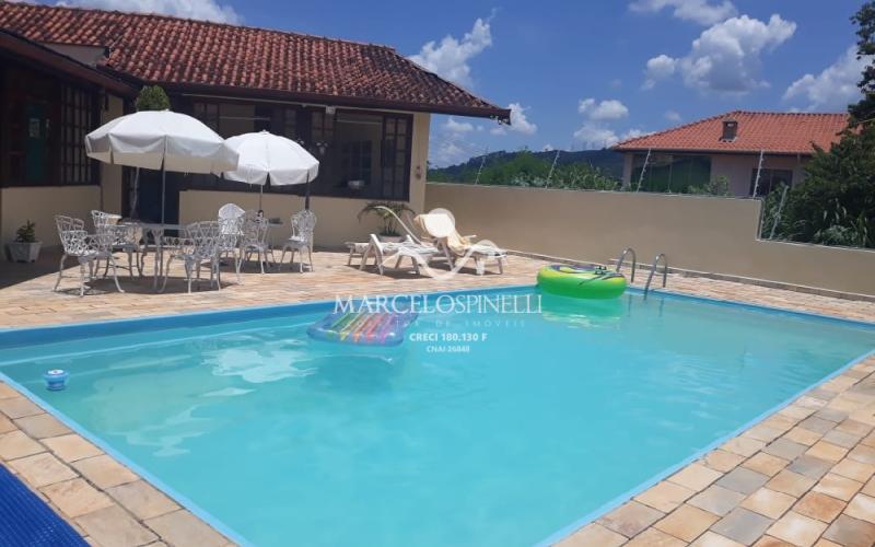 Casa ideal para Pousada, Clinica.... Alto padrão de construção. Vista para as Montanhas - Casa Terrea