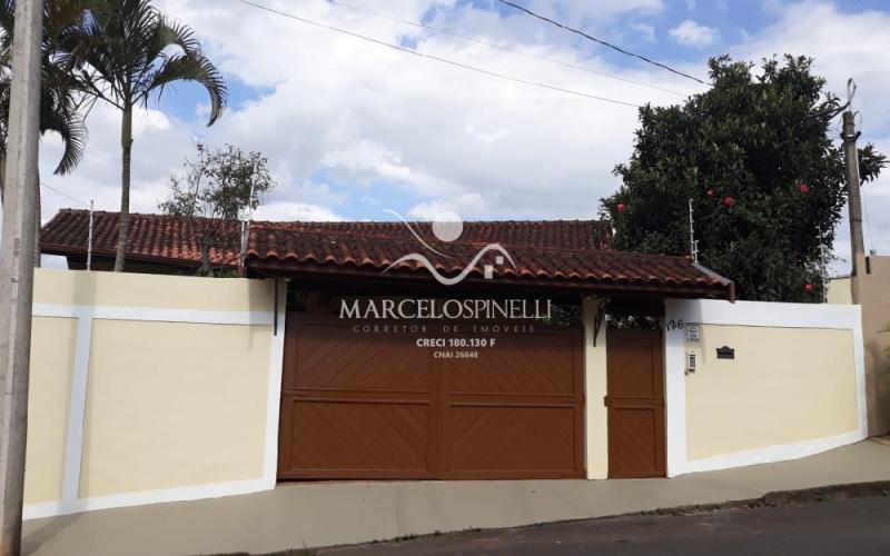 Casa ideal para Pousada, Clinica.... Alto padrão de construção. Vista para as Montanhas - Casa Terrea