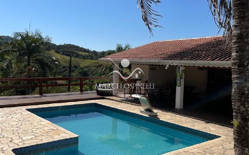 Casa Mirante do Lago . Piscina aquecida e Solarium para as montanhas.