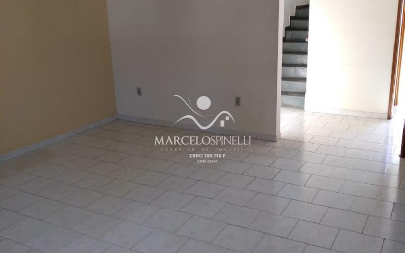 Casa assobradada Bairro Assumpção. Aceita   apto de menor valor como parte de pagamento.