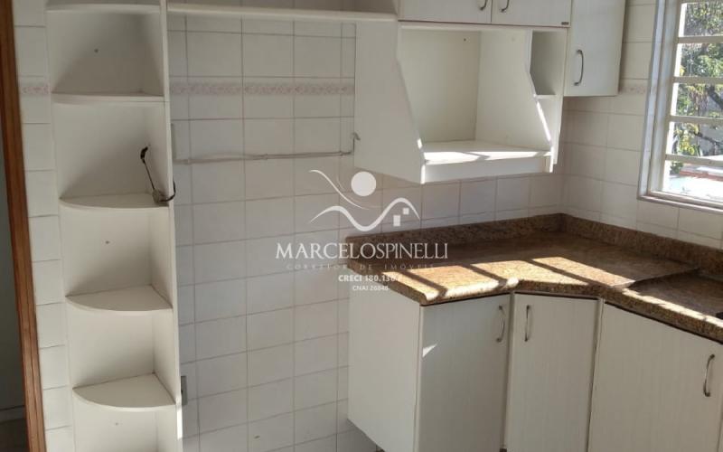 Casa assobradada Bairro Assumpção. Aceita   apto de menor valor como parte de pagamento.