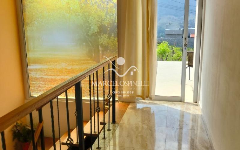 Casa no Bairro Monte Belo na parte alta do bairro.