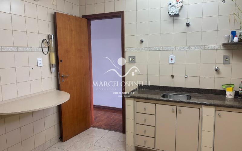 Edificio Cristalo Vista para o Bosque.