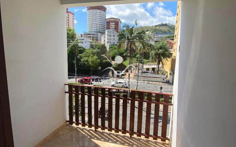 Apartamento proximo a praça Ademar de Barros.