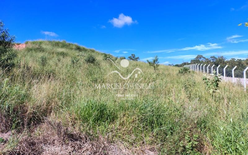 Terreno 1000m² Condominio Lindo Monte, Vista para o Morro Pelado .