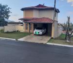 Casa Residencial Maria Andrade. Ao lado do Thermas Hot  World