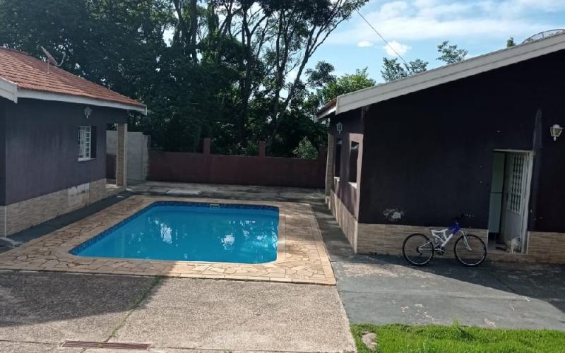 Chacara/ Casa na cidade, proximo ao centro de Aguas de Lindoia
